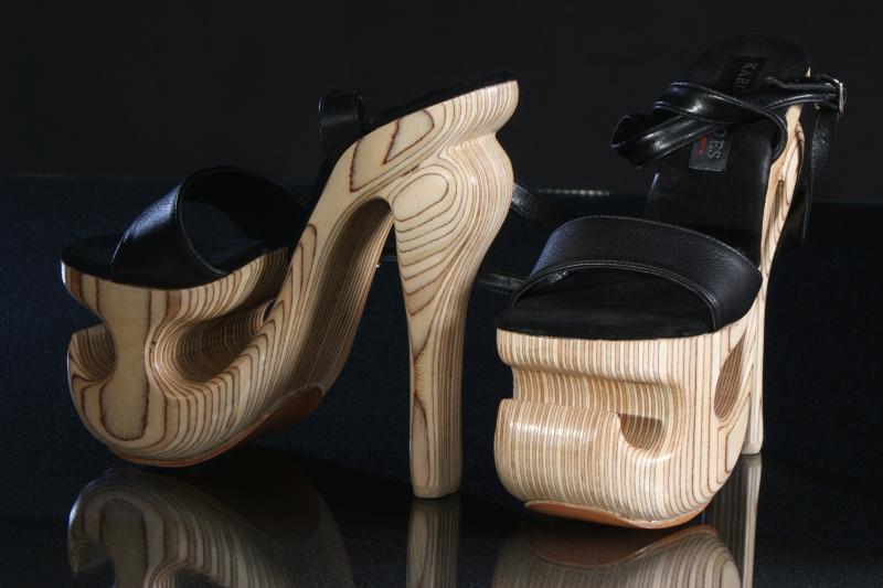 Holz_schwarz